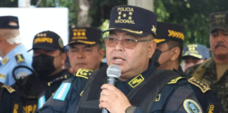 Director de la Policía Nacional niega órdenes de represión contra enfermeras y defiende actuación policial en protestas
