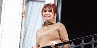 Cristina Kirchner tildó a Milei de «cobarde» y «cara de piedra» y pidió que la gente vaya a votar