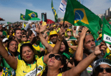 Seguidores de Bolsonaro protestan contra el Supremo y respaldan las sanciones de Trump