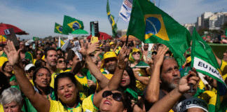 Seguidores de Bolsonaro protestan contra el Supremo y respaldan las sanciones de Trump