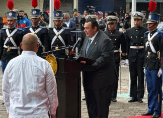 Edil Aldana reafirma que está trabajando para entregar viviendas a los afectados de la colonia Guillén