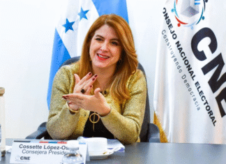 Cossette López denuncia reuniones separadas en el CNE y advierte sobre tensiones internas
