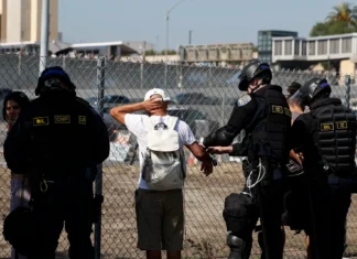 El Supremo de EE.UU. permite arrestos migratorios en Los Ángeles tras un recurso de Trump