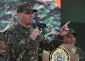 Venezuela dice que activaría una «movilización nacional» si llega a ser agredida por EEUU