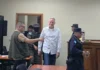 Condenan a 37 años de prisión al estadounidense Gary Lee Johnston por explotación sexual en Roatán