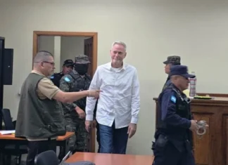 Condenan a 37 años de prisión al estadounidense Gary Lee Johnston por explotación sexual en Roatán