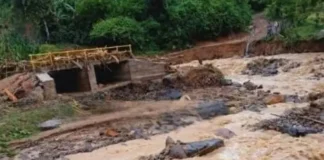 Al menos siete comunidades incomunicadas tras ceder caja puente en El Paraíso