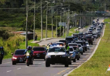Vacacionistas y viajeros retornan en caravana al cierre de la Semana Morazánica