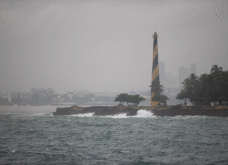 Melissa azota el Caribe como huracán categoría 4 que podría fortalecerse camino a Jamaica