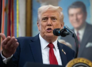 Trump da a Hamás hasta el domingo para aceptar su plan para Gaza o desatará «un infierno»