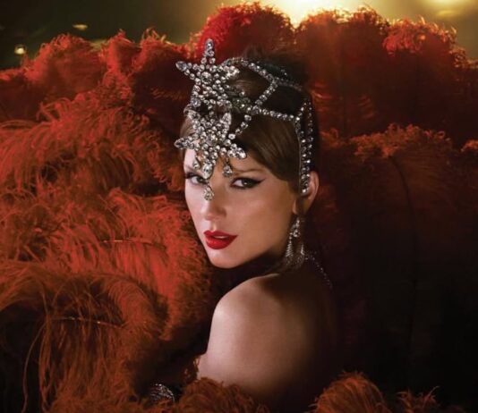 Taylor Swift vuelve al centro del espectáculo en ‘The Life of a Showgirl’