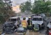 Incendio deja calcinados ocho vehículos importados en Puerto Cortés