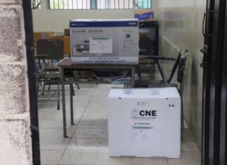 Más del 82 % del material electoral ya se encuentra en 17 departamentos del país