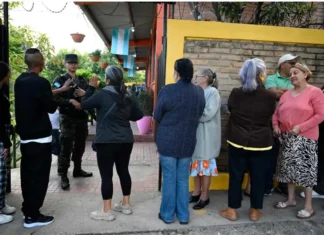 Comienzan los comicios en Honduras que definirán si sigue la izquierda o vuelve la derecha