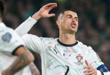 Cristiano, expulsado ante Irlanda por propiciar un codazo en la espalda de un rival