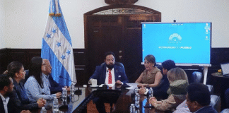 Diputados opositores rechazan comisión permanente instalada por Luis Redondo y denuncian “maniobra para aferrarse al poder”