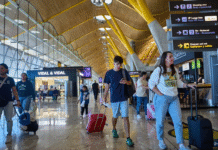 Ningún vuelo saldrá de Madrid a Venezuela el lunes tras la alerta de EE.UU.