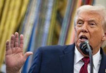 Tucker Carlson afirma que EE. UU. anunciará la guerra a Venezuela este miércoles