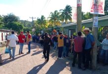 Con tranquilidad y hermandad votan al menos seis mil personas en San Antonio de Flores, El Paraíso