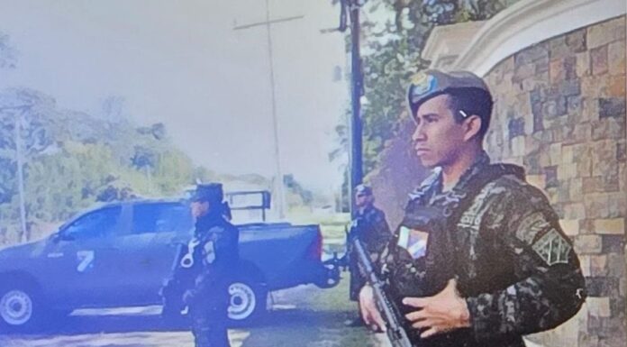 La Guardia de Honor Presidencial refuerza la seguridad en la residencia de Nasry Asfura en Santa Ana tras su declaratoria como presidente electo