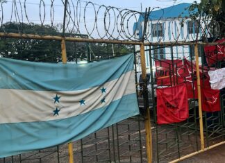 Colectivos de Libre mantienen tomas y presionan al Estado por acuerdos laborales