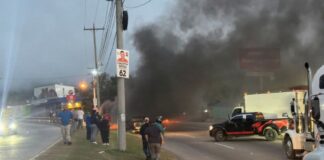 Simpatizantes de Libre protestan en la CA-5, al norte de TGU