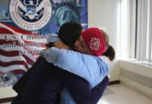 EE. UU. pone fin a los programas de reunificación familiar para siete países, incluido Honduras, por presuntos abusos