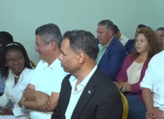 Bancadas de oposición reunidos de emergencia para garantizar respeto a resultados del CNE