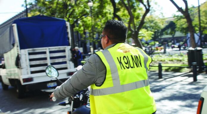 Entra en vigencia la exigencia del uso de chalecos reflectivos para motociclistas en Honduras