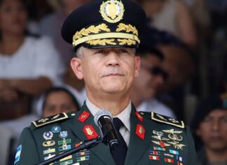 Jefe de las Fuerzas Armadas de Honduras dice “misión cumplida” tras investidura de Nasry Asfura