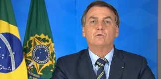 Hospitalizan a Jair Bolsonaro tras presentar escalofríos y vómitos, informa su hijo Flávio