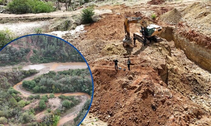 Desmantelan-minera-ilegal-que-extraia-oro-en-rio-de-Olancho