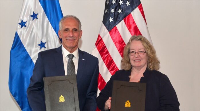 Honduras y Estados Unidos firman acuerdo de cooperación en salud por $46.5 millones