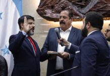 Abogado señala que hay causales evidentes para el juicio político contra Johel Zelaya