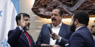 Abogado señala que hay causales evidentes para el juicio político contra Johel Zelaya