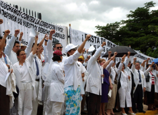 Médicos advierten protestas si Gobierno no paga salarios a más de 3,000 galenos por contrato