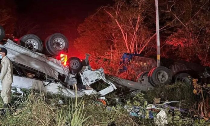 DNTV-anuncia-sanciones-contra-dueno-de-rastra-que-habria-ocasionado-tragedia-vial-en-Quimistan-Santa-Barbara