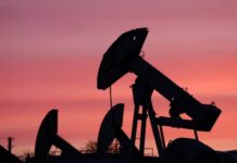 Alza del petróleo alcanza máximos en años tras advertencias de Donald Trump sobre Irán