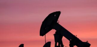 Alza del petróleo alcanza máximos en años tras advertencias de Donald Trump sobre Irán
