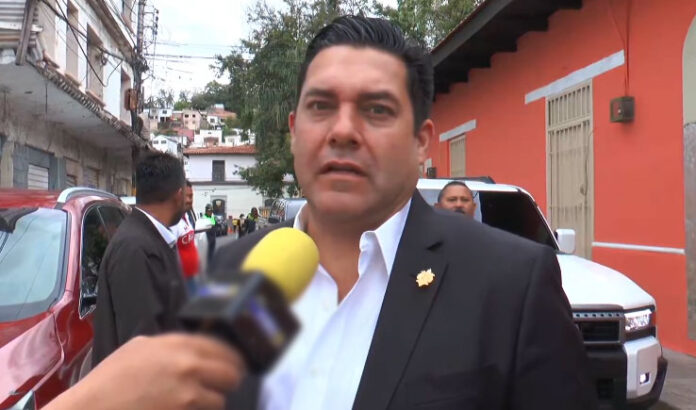 Juan-Diego-Zelaya-040406-696x410