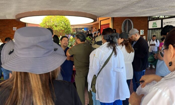 Medicos-se-movilizan-y-se-mantienen-en-asambleas-ante-incumplimiento-de-acuerdos