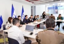 Salario mínimo sube entre 6% y 7% tras acuerdo tripartito; ajuste será válido para 2026-2027