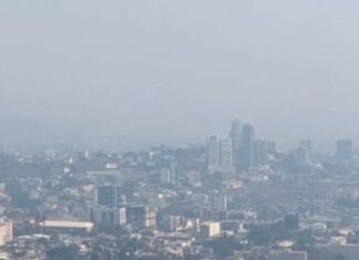 Alerta por aire “insalubre” en la capital: incendios forestales elevan niveles de contaminación
