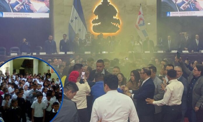 ¡De-donde-les-duele-Congreso-presenta-donativo-adquirido-con-sueldo-de-diputados-que-no-se-presentan-a-trabajar