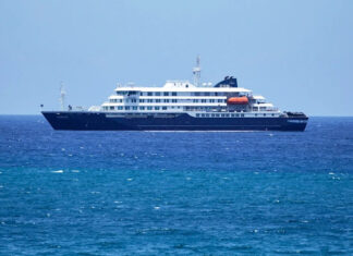 La OMS envía mensaje a España ante llegada de crucero con brote de hantavirus