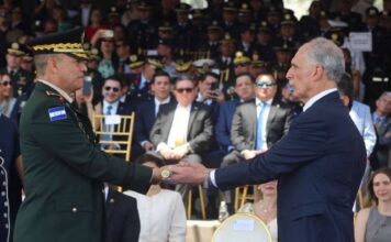 Presidente Nasry Asfura pide unas Fuerzas Armadas “fuertes, profesionales y disciplinadas”