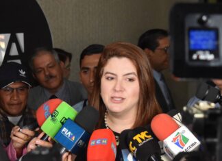 Cossette López considera que Libre “no merece un espacio” en órganos electorales