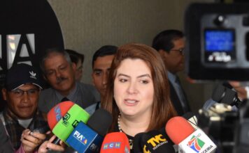 Cossette López considera que Libre “no merece un espacio” en órganos electorales