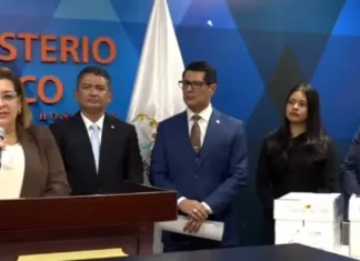MP recibe expedientes sobre juicios políticos realizados en el Congreso Nacional a funcionarios del gobierno anterior