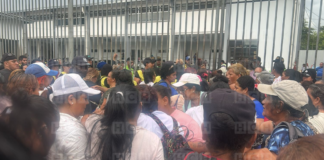 «¡Que nos paguen!”: Micros de barrido exigen a la AMDC salarios atrasados